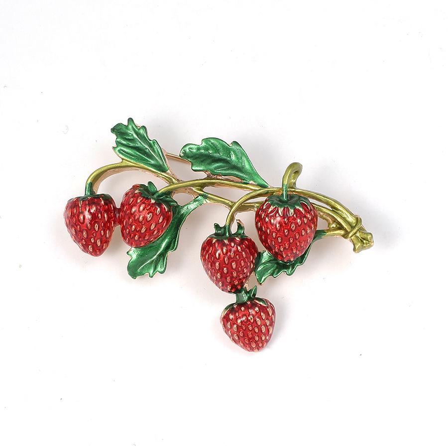 

Ретро-европейская и американская эмалевая брошь в виде клубники - креативная фруктовая булавка для модного украшения одежды красный