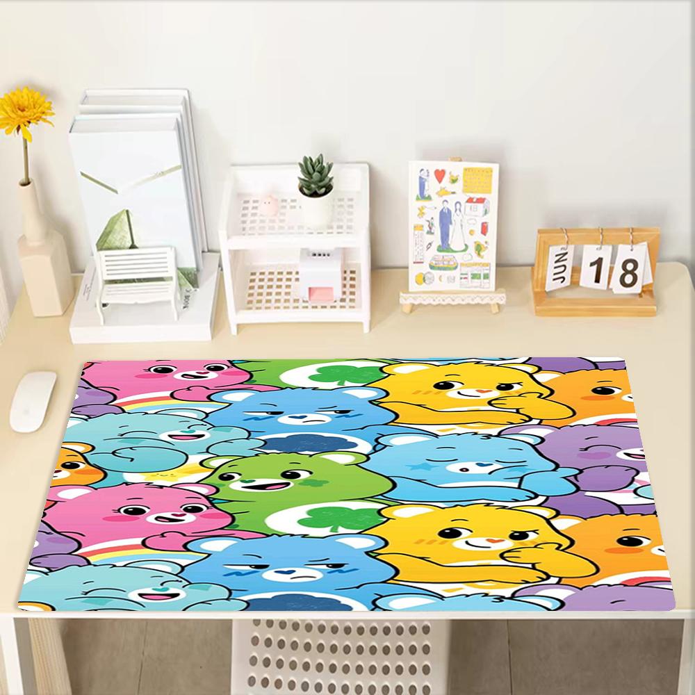Podkładka pod mysz z motywem misia, Antypoślizgowa gumowa podstawa, Wielofunkcyjna dekoracja biura i domu, Idealna do personalizacji miejsca pracy.