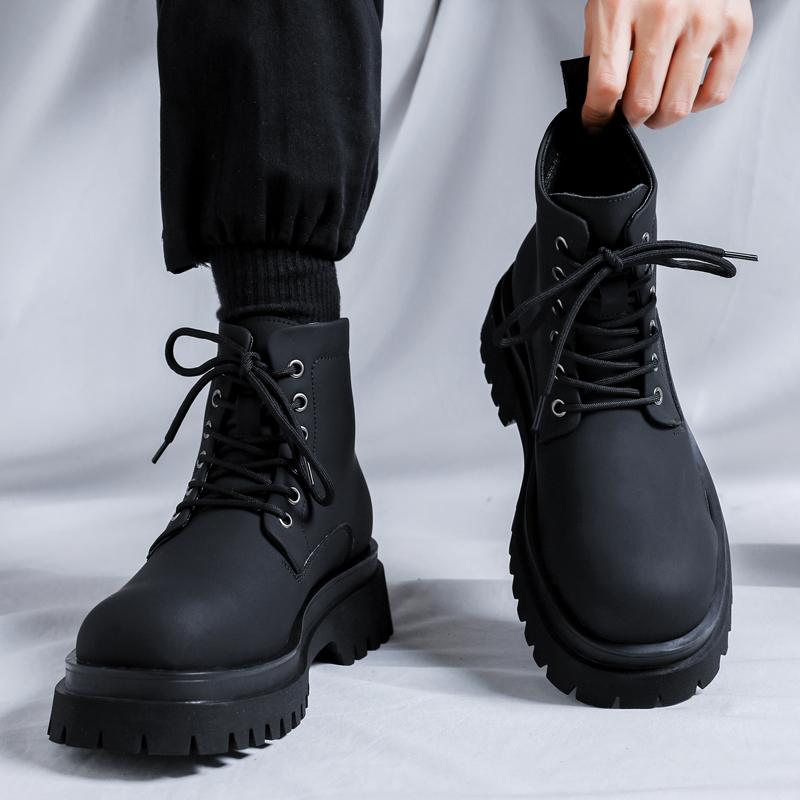 Fashion 2025 New Lace Up Motorcycle Boots Casual Shoes British Style Side Zipper Botas  High Quality Winter Plush Mens Business Boots