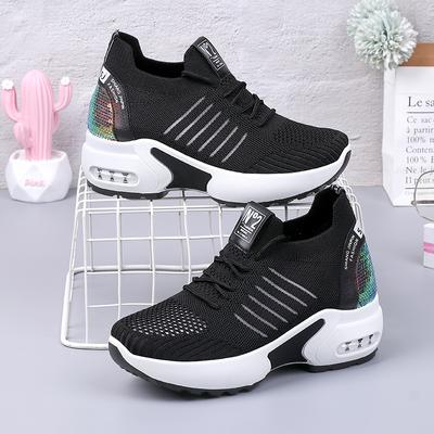 Mesh Versteckter Absatz Weiße Schuhe Damenschuhe Atmungsaktive Schlankheits-Sneaker