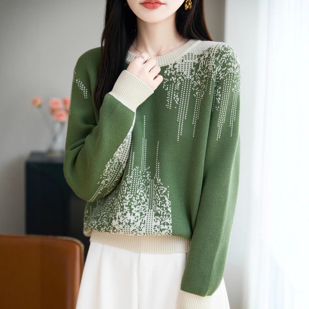 Dámský žakárový pletený svetr s kulatým výstřihem je lehký, hřejivý, prodyšný a módní.. Volná, lehká luxusní a všestranná základní vrstva