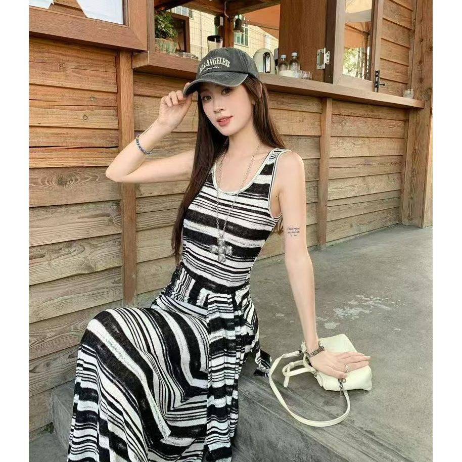 Black and white striped dress women's summer retro strap waist slim skirt sleeveless French temperament a word long dress