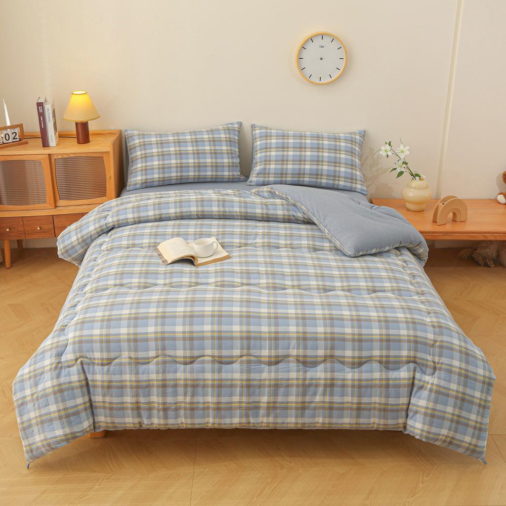 Cheap Thicken Polyester Quilts Beddings Stripes Warm Super Soft Comforter Core Bed Sheets Blankets for Winter