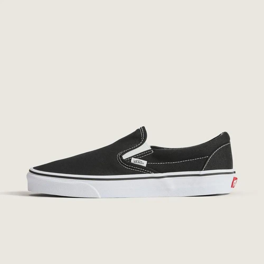 Vans Core Classic Slip-On Однотонные VN000EYEBLK 3900971 260