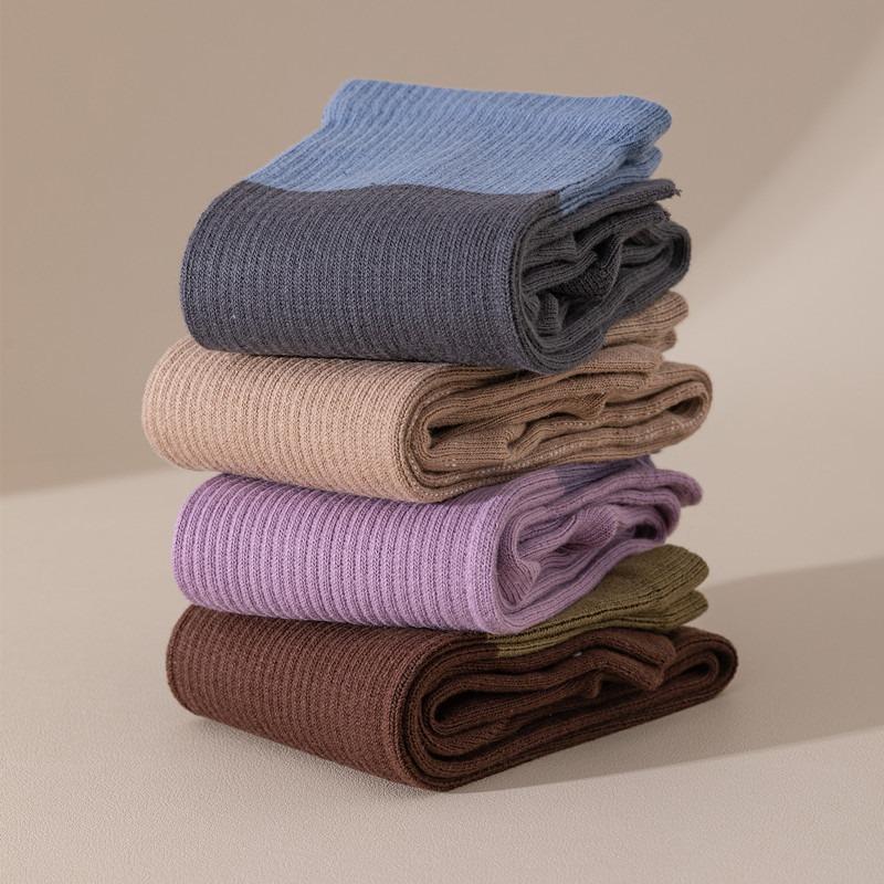 Autumn and Winter Five-finger Yoga Socks, Calf Socks, Pressure Sports, Anti-slip, Color-blocked Pilates, Long Toe Split Socks