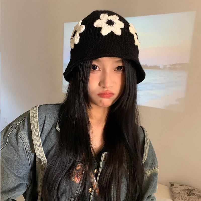 Oversized Knit Comfortable Hat With Ear Protection And Adorable Flower Pattern For Weather Cold
