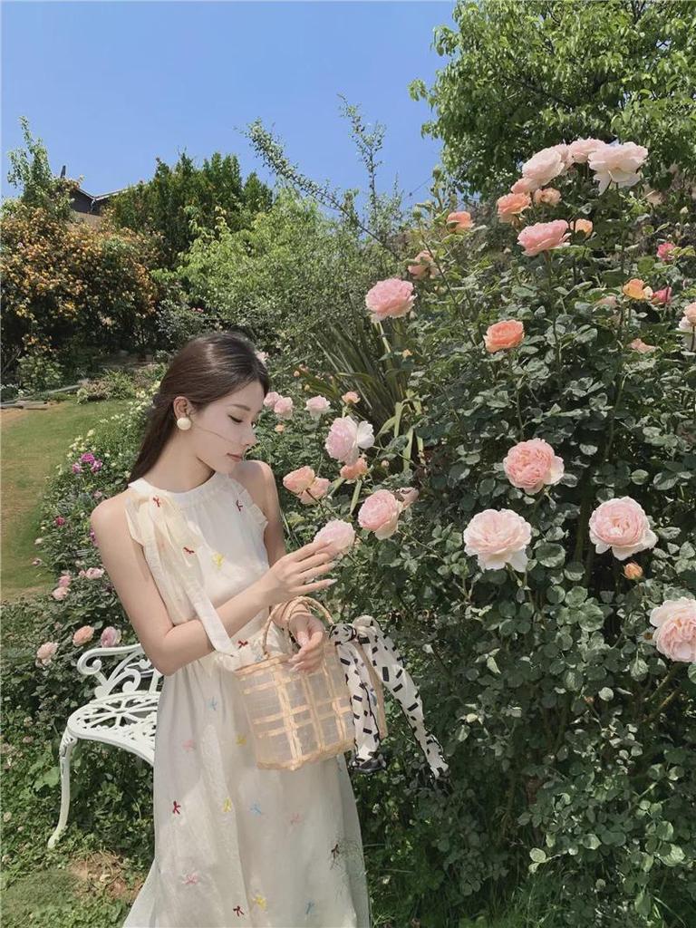 Fustă Lungă Florală Zeiță Franceză Talie: Rochie de vară dulce și elegantă pentru vacanță