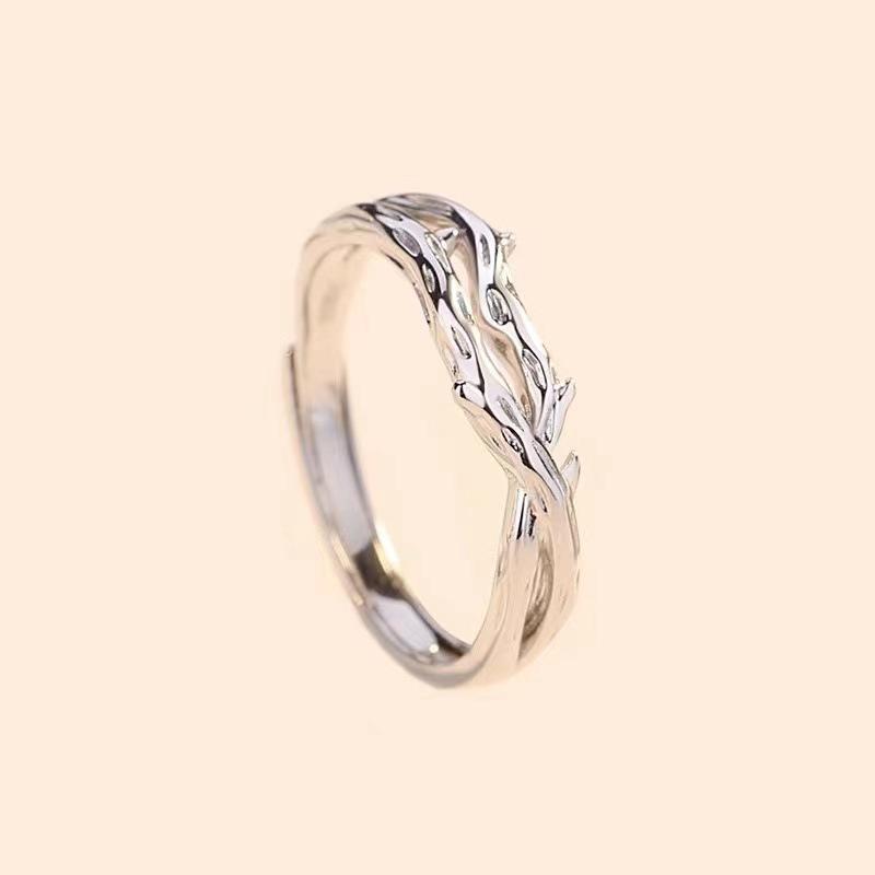 Customized Silver-Plated Linked Branch Couple Rings - Unique Christmas Gift for Girlfriend/Boyfriend