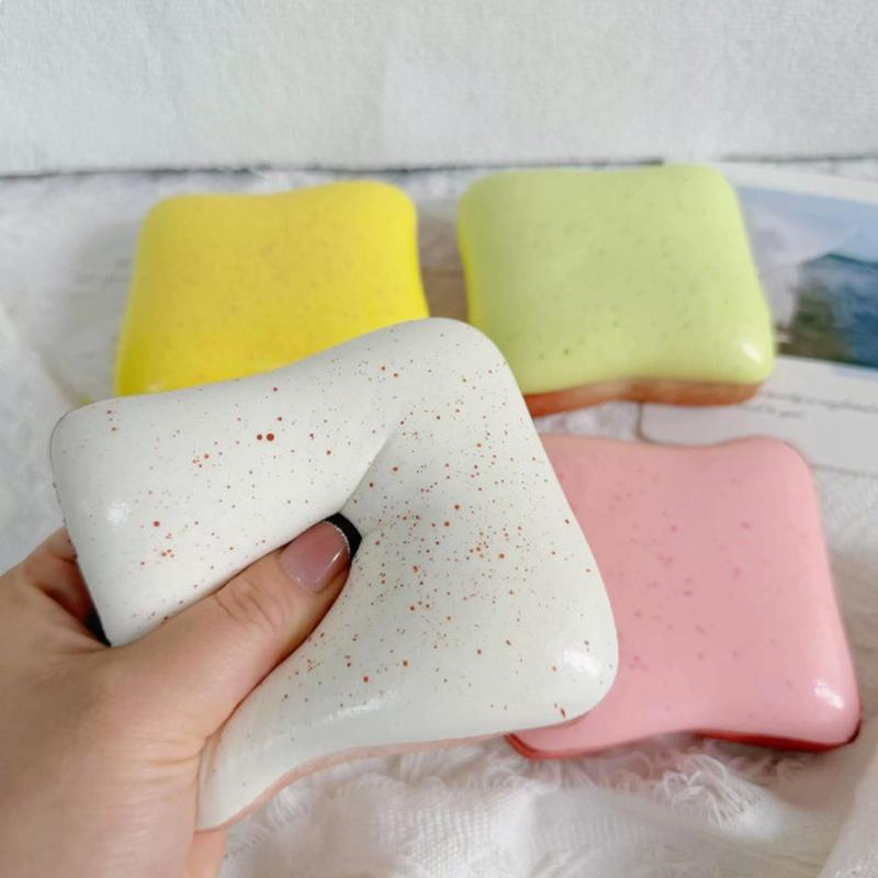 Toast Brood Squishy Langzaam Rijzend Schuim Knijpspeeltje Schattig Kawaii Stressverlichter Fidget Speelgoed Bureau Decoratie Cadeau wit