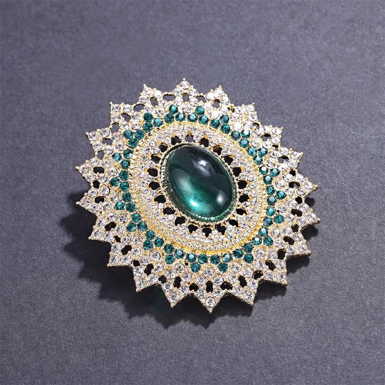 Emerald Oval Rhinestone Brooch - Luxurious Retro Palace Qipao Corsage Accessory