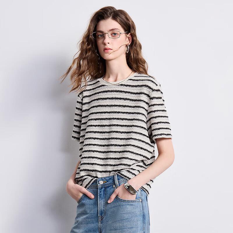 Chuyu Women's Striped Round Neck T-Shirt