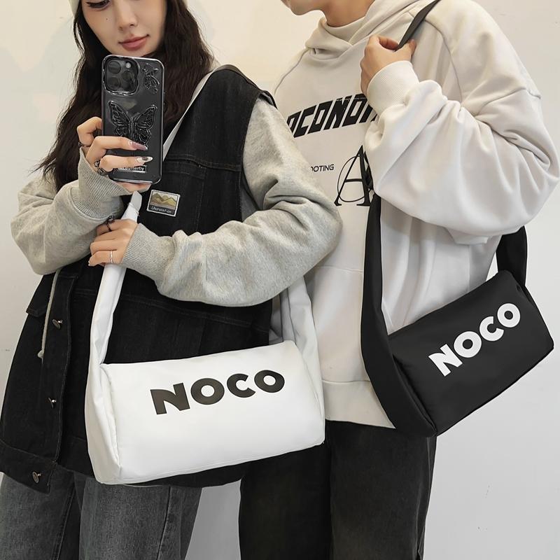 Спортивная сумка через плечо — фото 3