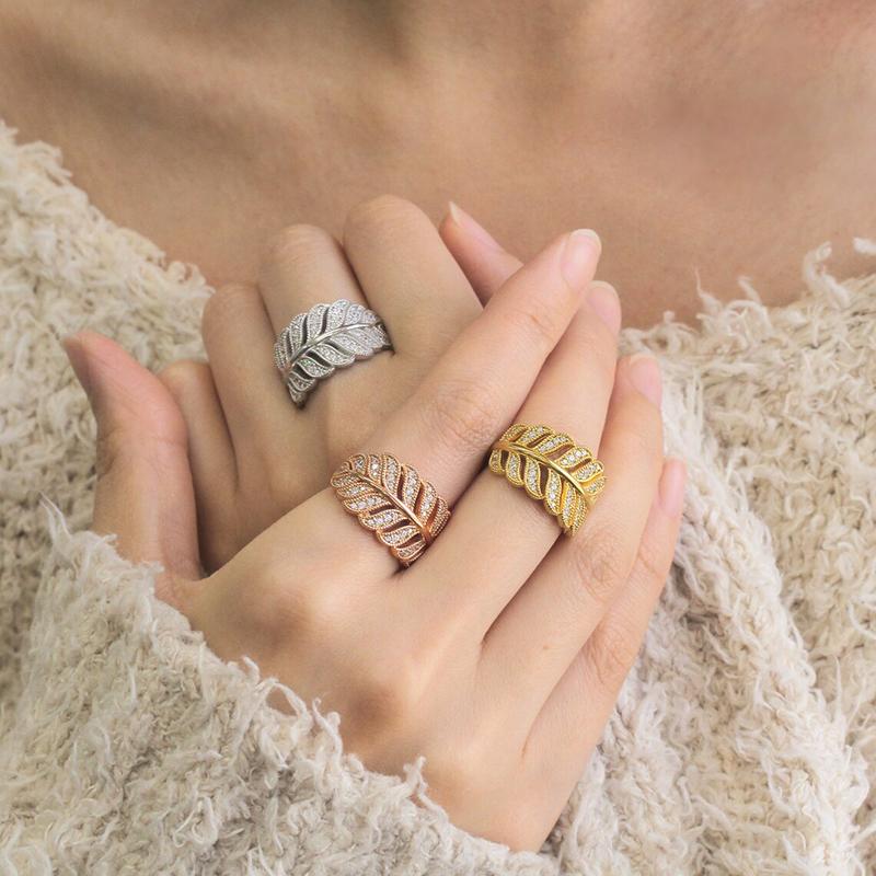 Huitan Sparkling Leaf Design Ring Female Bright Zirconia Finger Jewelry for Daily Party Stylish 3 Colors Available Accessories