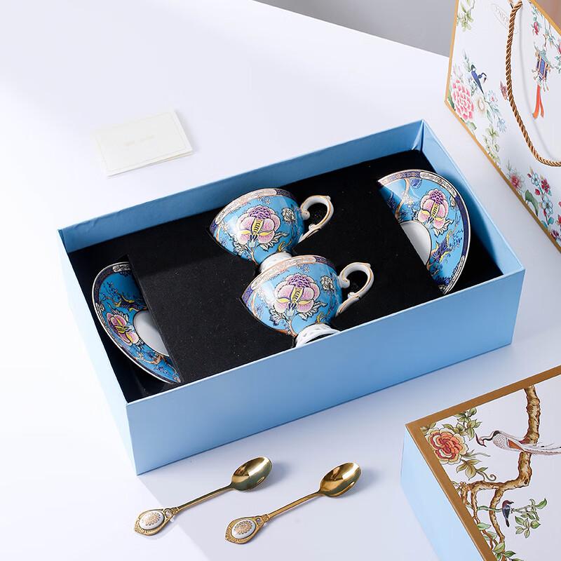 

Кофейная чашка и блюдце из европейского костяного фарфора класса люкс