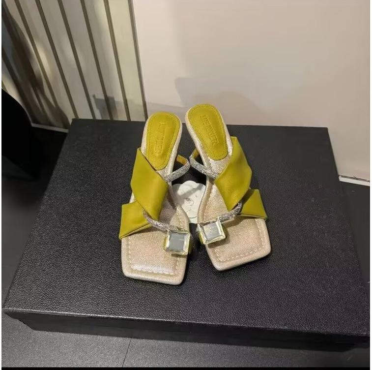 French Beautiful Cool Slippers Women Summer Internet Celebrity Explosion Wear Internet Celebrity Pigeon Egg Rhinestones with Skirt High Heels