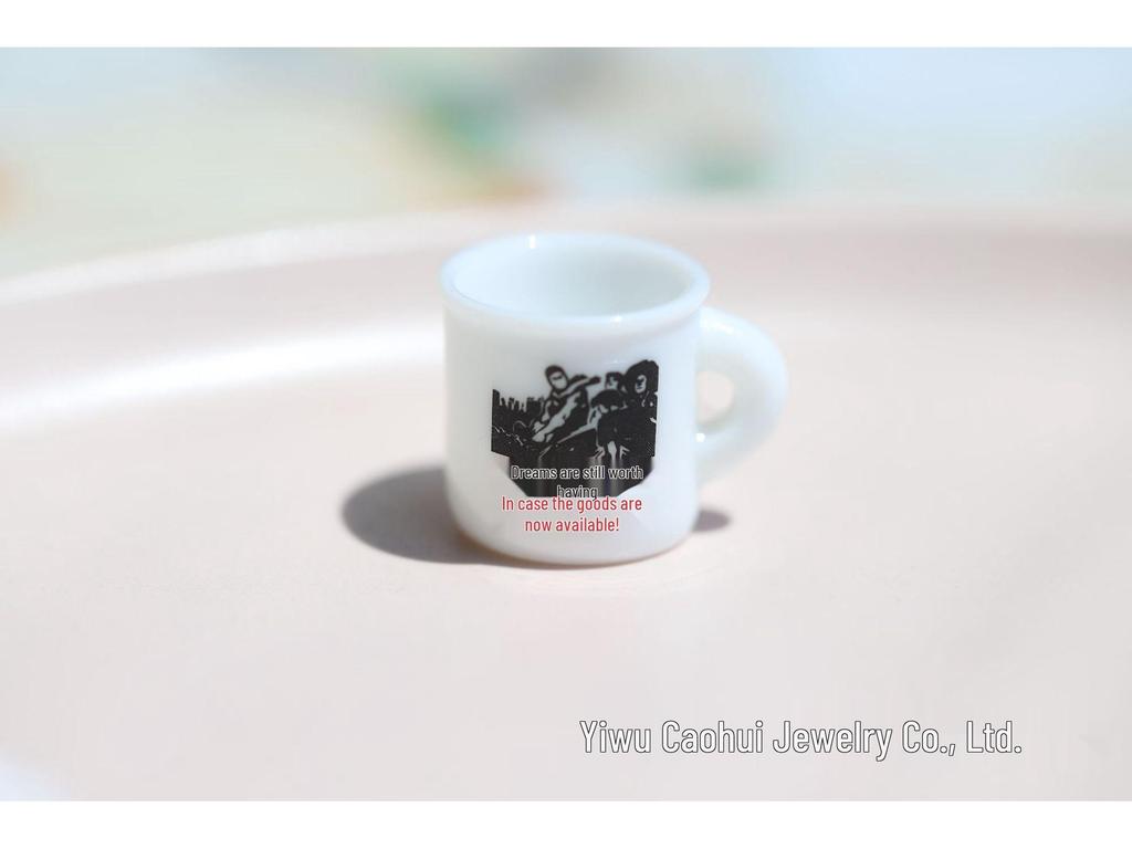 Mini People Simulation Enamel Mug Ornament: DIY Resin Jewelry Craft Material for Dollhouses