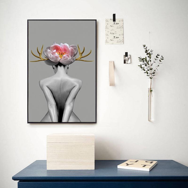 Nordic Modern Sexy Nude Woman Golden Deer Canvas Painting Naked Portrait Wall Art Picture for Living Room Home Decor Cuadros