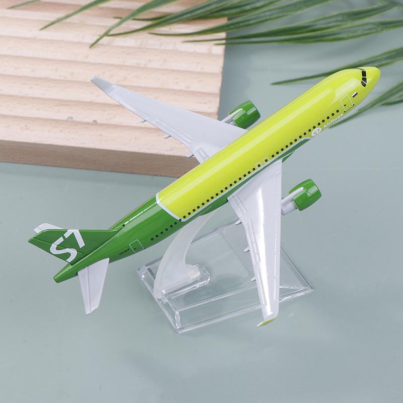 

16 см зеленый литой металл 1:400 масштабных самолетов Россия Сибирь S7 Airlines Airbus A320 Модель самолета Самолет из сплава Модель самолета One Size