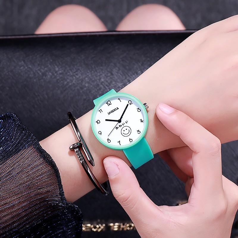 Cute Fashion Candy Color Jelly Waterproof Silicone Children'S Watch Female High School Student Simple Trend Watch