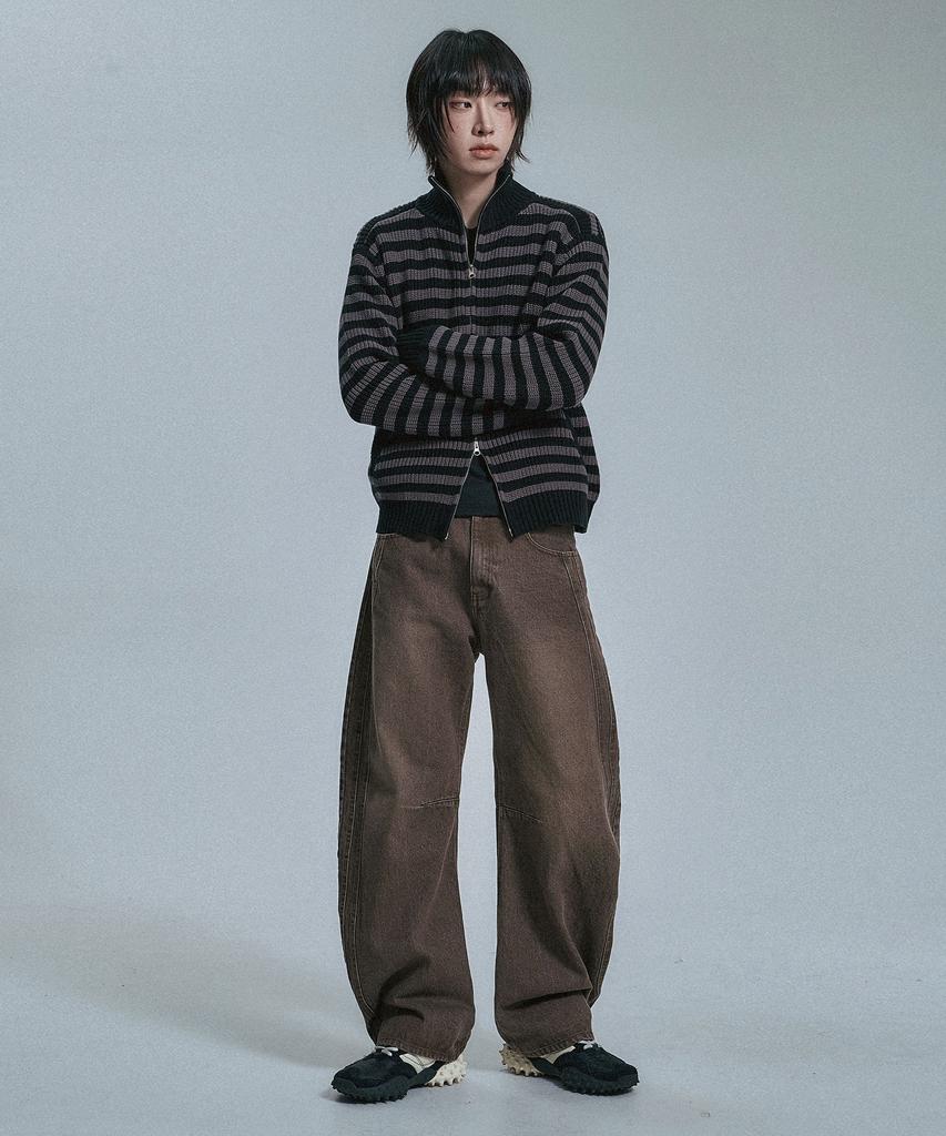MOO Regular Curved Denim Pants - Brown
