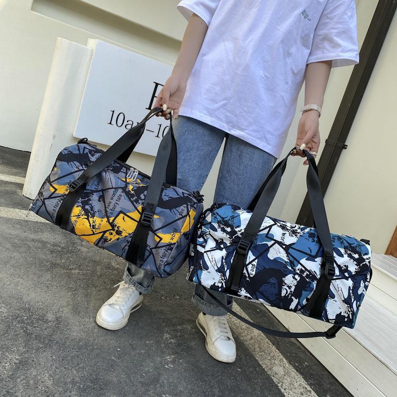 New graffiti sports fitness bag dry and wet separation large capacity travel bag independent shoe compartment fashion storage bag