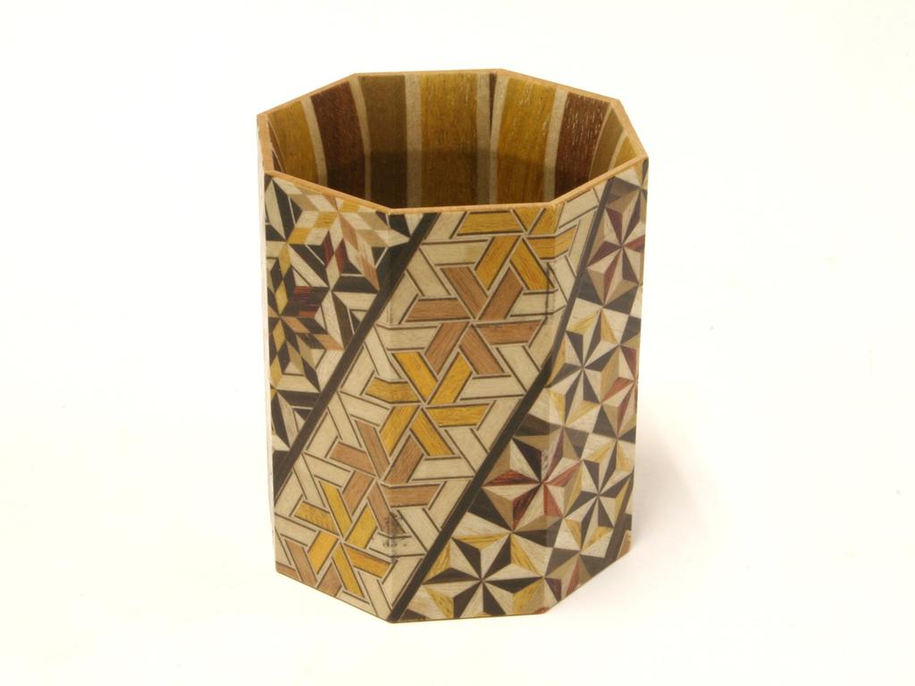 Osmiboký držák na pera, intarzie, malý parket (malý)