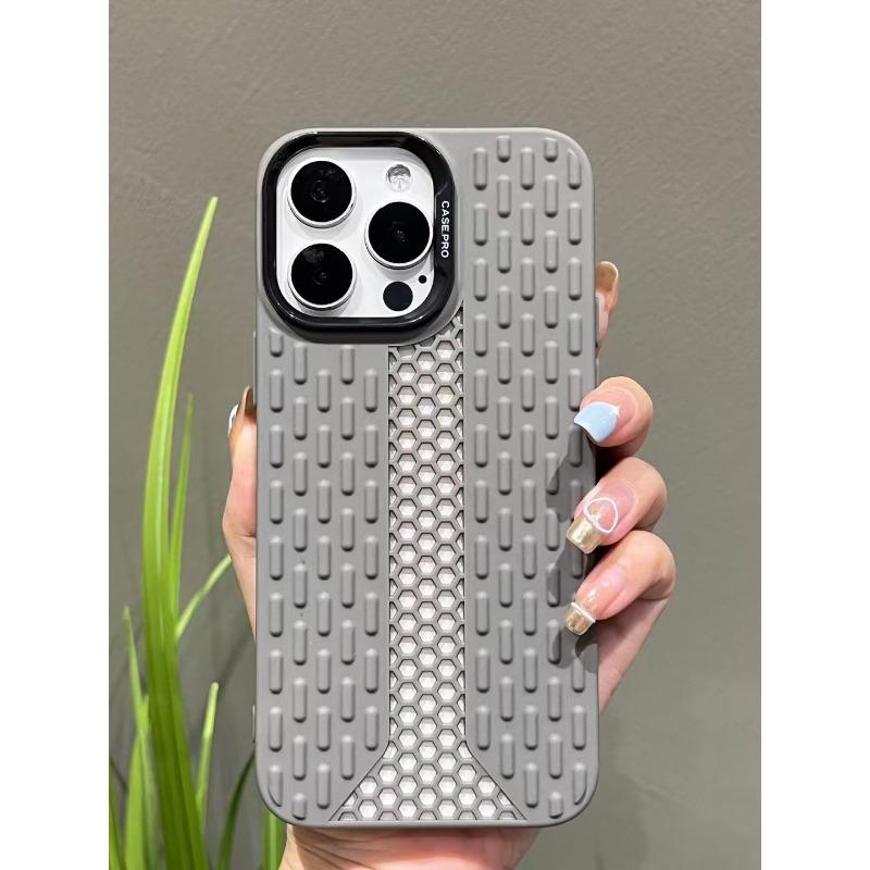 Letni oddychający i odprowadzający ciepło pokrowiec na telefon komórkowy odpowiedni dla Apple 15 Siatka IPhone 16pro Elektroplaterowana ramka Miękki pokrowiec ochronny