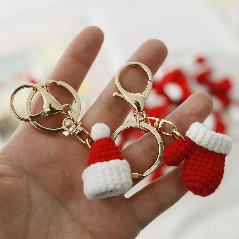 WTEMPO Christmas Keychain Pendants DIY Christmas Ornaments Sweet Cute Key Chains Special Gifts for Wedding Birthday Halloween Christmas New Year
