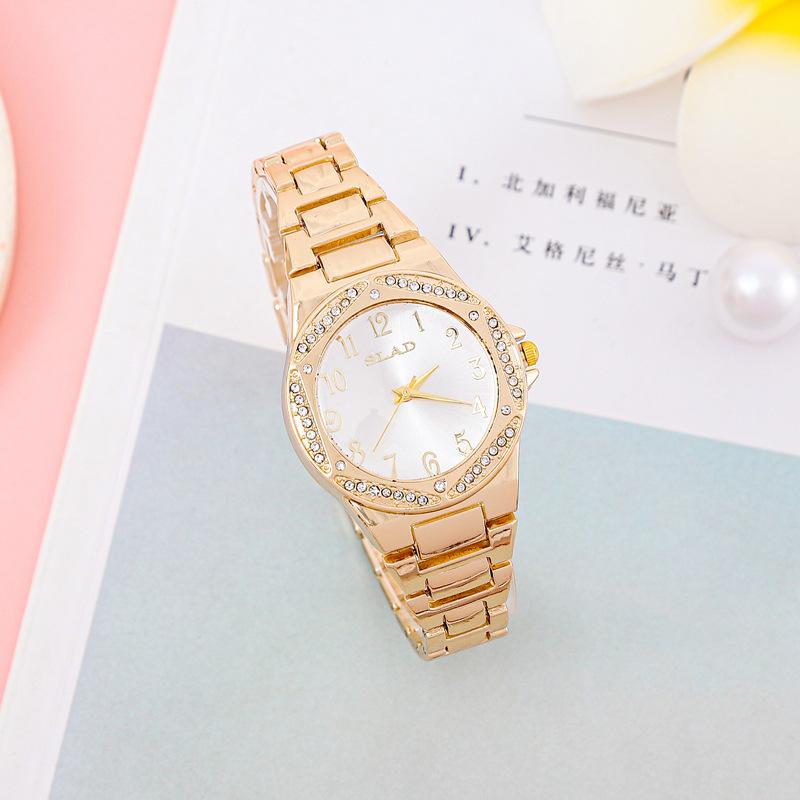 Montre Simple pour Femme Incrustée de Diamants, Montre à Quartz Haut de Gamme, Tempérament Mode Féminin, Montre Bracelet Décontractée de Luxe Léger