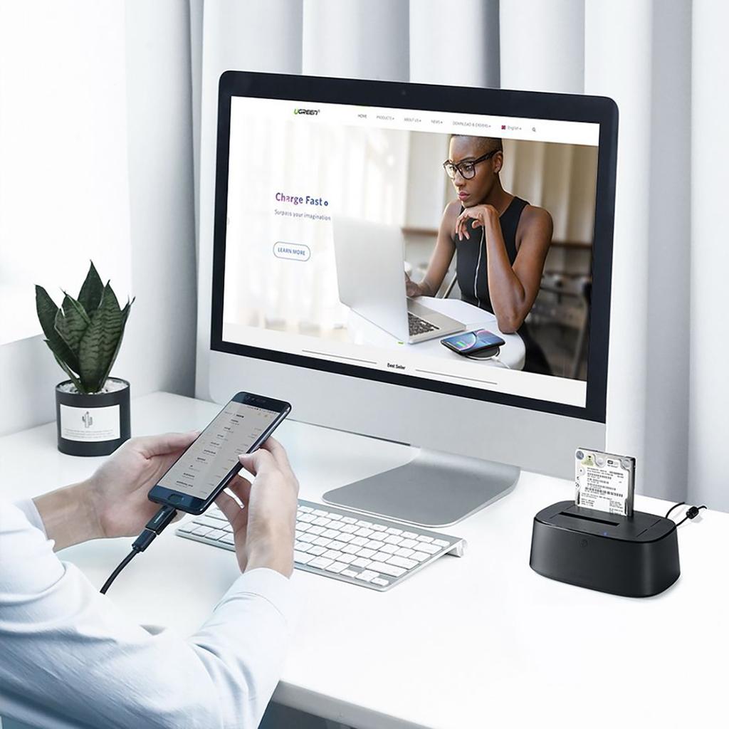 Ugreen CM198 USB 3.0 SATA Hard Drive Docking Station with EU Power Adapter - Supports 2.5"/3.5" Drives - Black