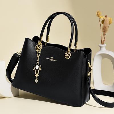 This Large-capacity Handbag Is A Stylish, Versatile and Niche Gift for Women