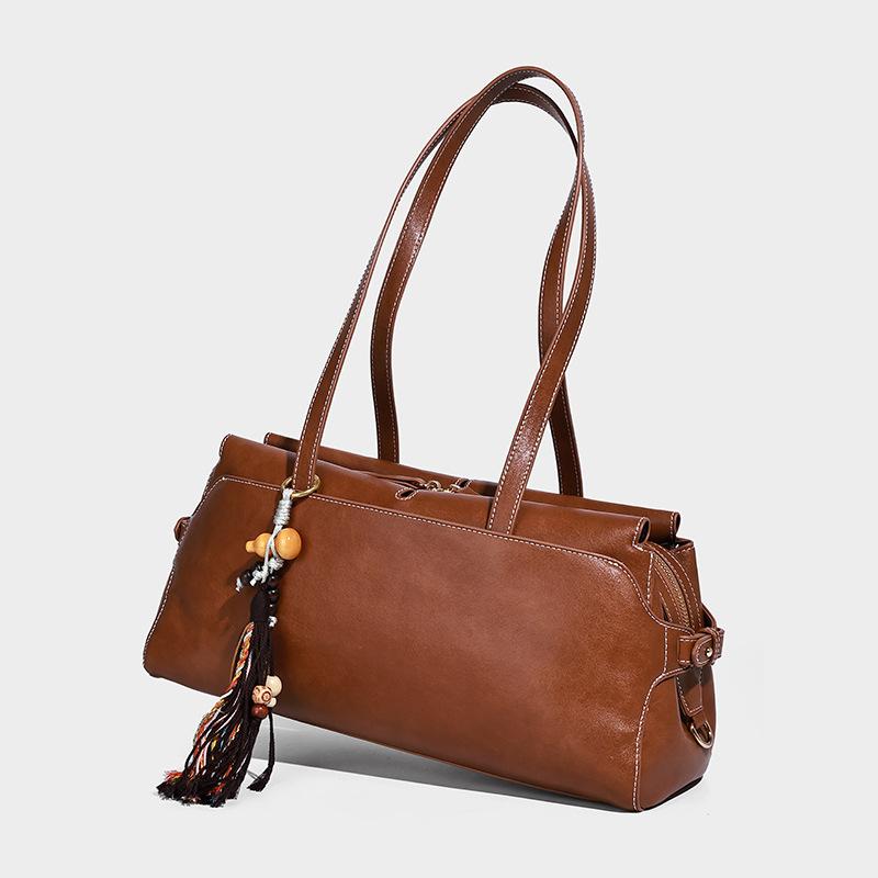 

2025 Autumn Winter New Baguette Bag for Women Large Capacity Casual Bag Fashion Versatile Commuter Women s Bag Single Shoulder Underarm Bag Brown（No Hanging Orname