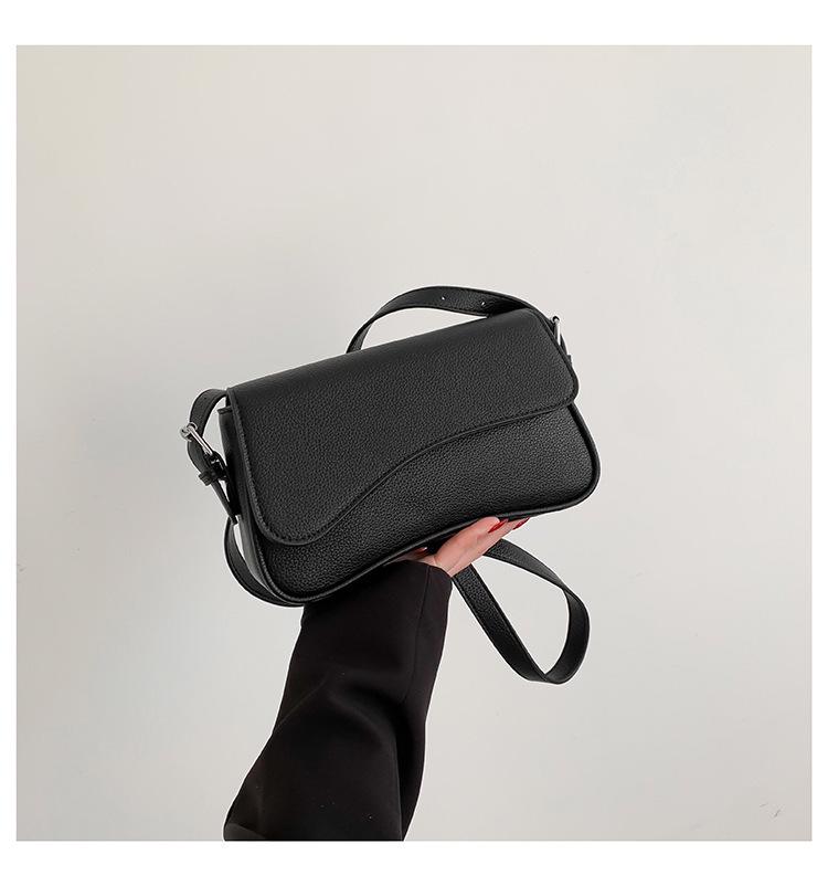 Элегантная женская универсальная сумка на плечо и через плечо во французском стиле чёрный