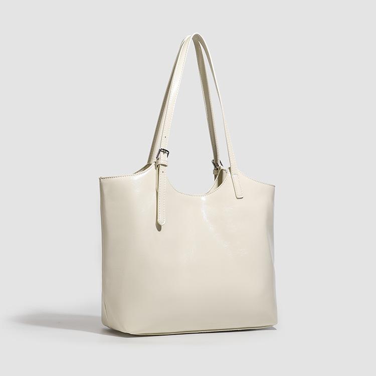Simple Oil Wax Leather Shoulder Bag Large Capacity Tote Bag Fashion Daily Commuting Versatile Casual Shoulder Bag Women