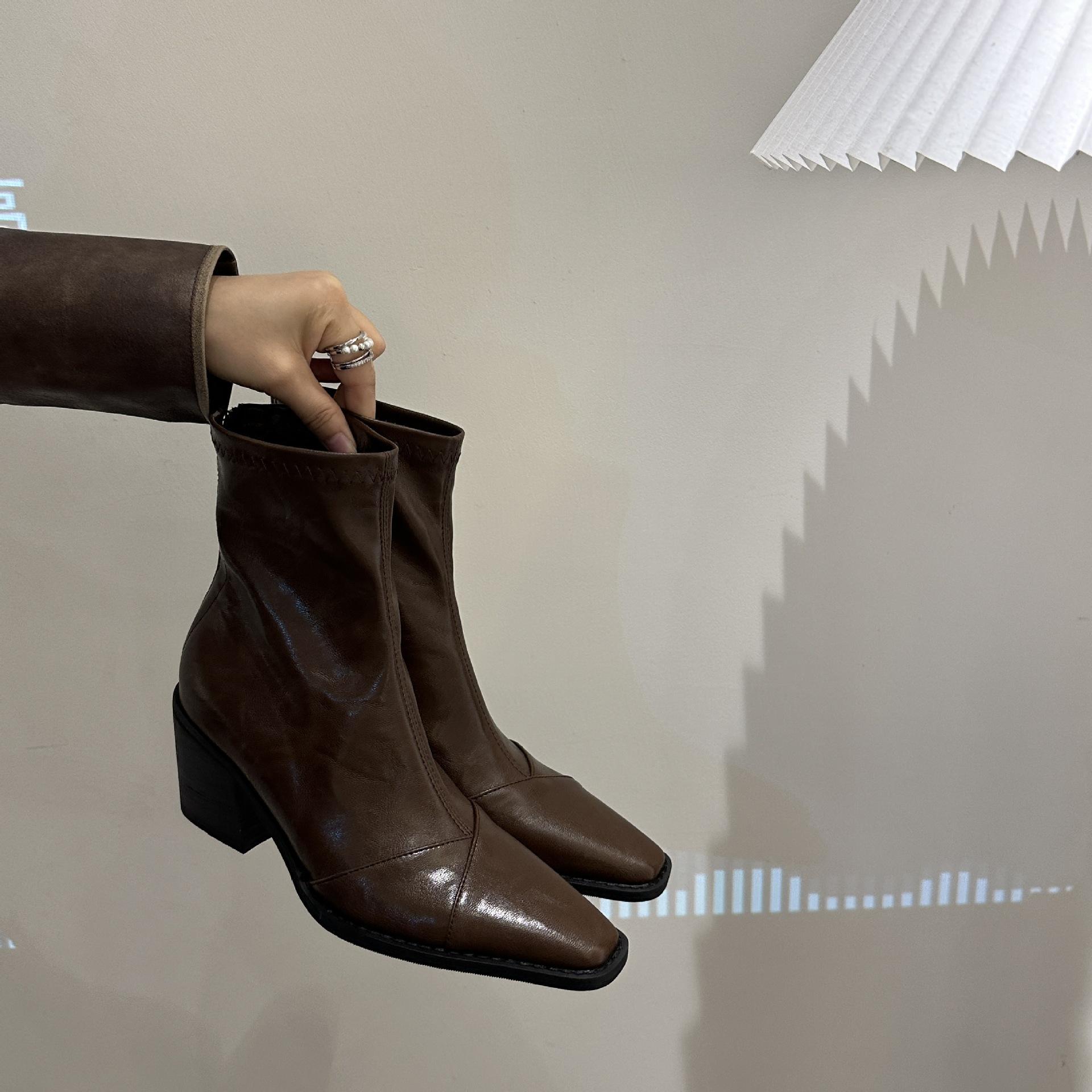 

2025 autumn and winter boots women s thin heel elastic thin boots pointed high heels 39 темно-коричневого