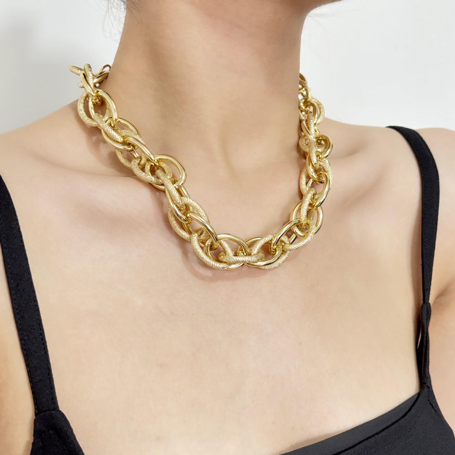 

Thick Chain Necklace & Bracelet Set - Street Hip-Hop Style