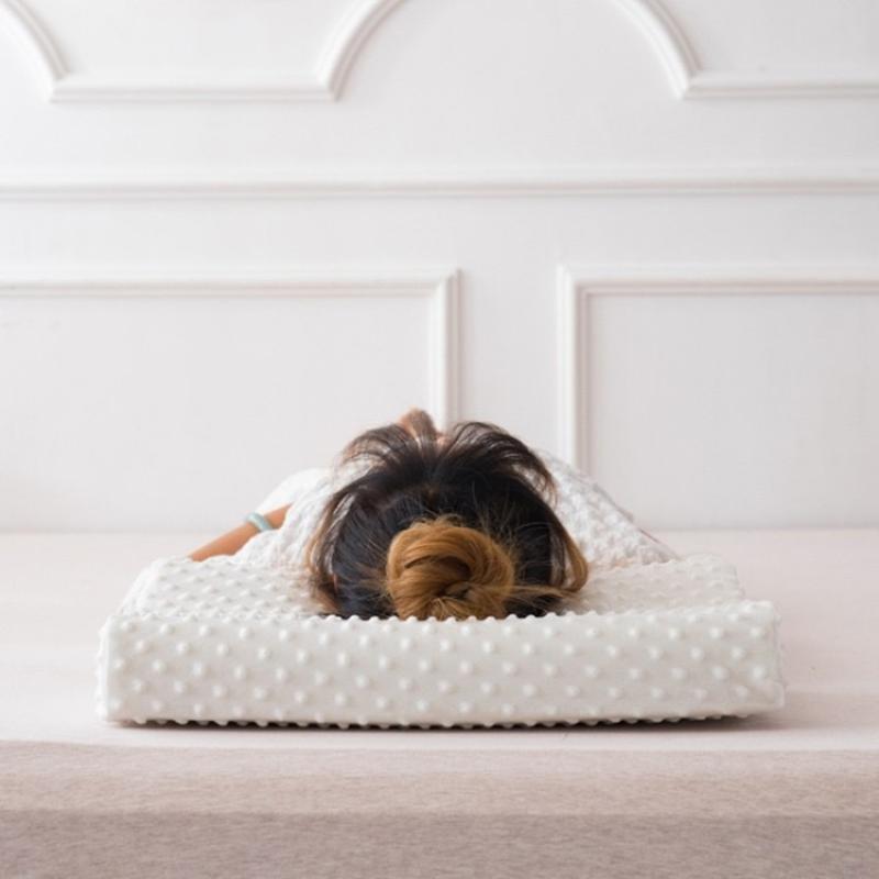 Memory Foam Side Sleeping Pillow Orthopedic Curve Neck Support Relieve Neck Shoulder Pain Ergonomic Cervical Support