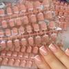 120 Stück Rosa Kurze Quadratische Weiße Französische Falsche Nägel 24*5 Streifen Vollabdeckung Acryl Press-on Nägel Einfache Französische Tragbare Falsche Nägel