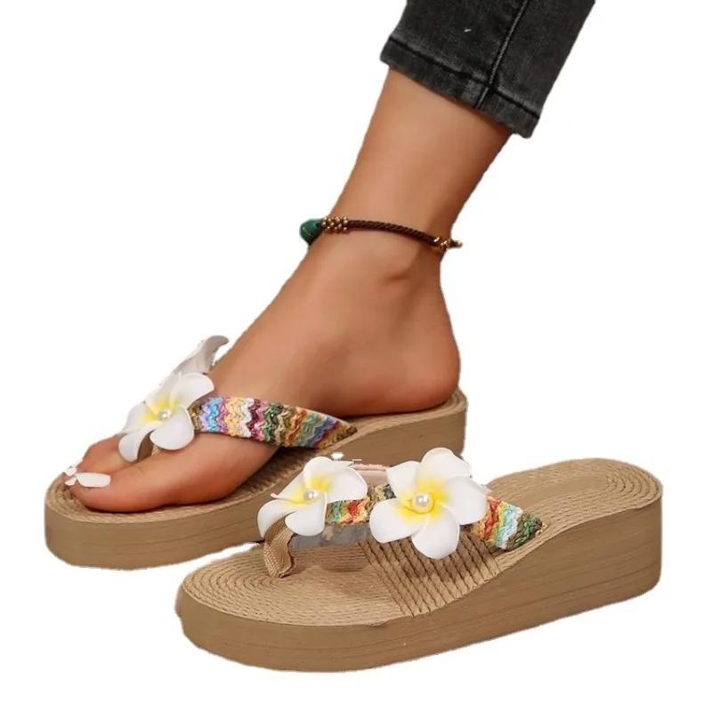Women's Beach Flip Flops with Wedge Heel and Anti-Slip Texture