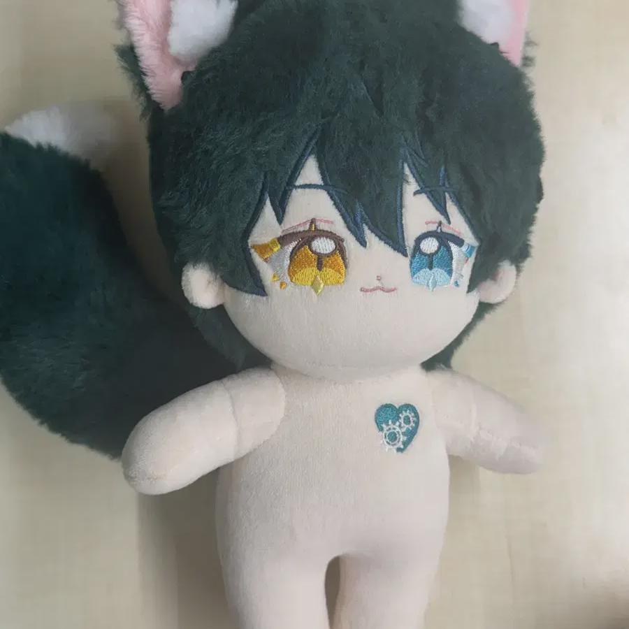 

Анста Мика Сом Кукла