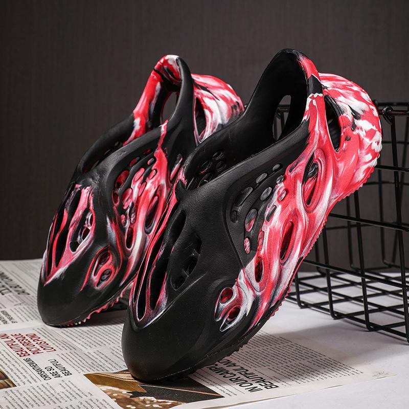 Cozy Camouflage Parent-Child Closed-Toe Beach Sandals for Spring/Summer - Unisex Casual Hollow Shoes