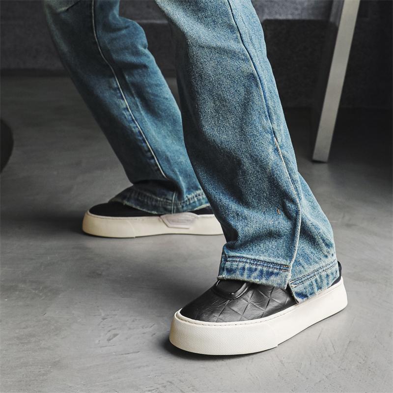 Fashion Men's half slippers Trendy and comfortable styl Leisure Party Outdoor street walking Black versatile Hot sellingyoung people