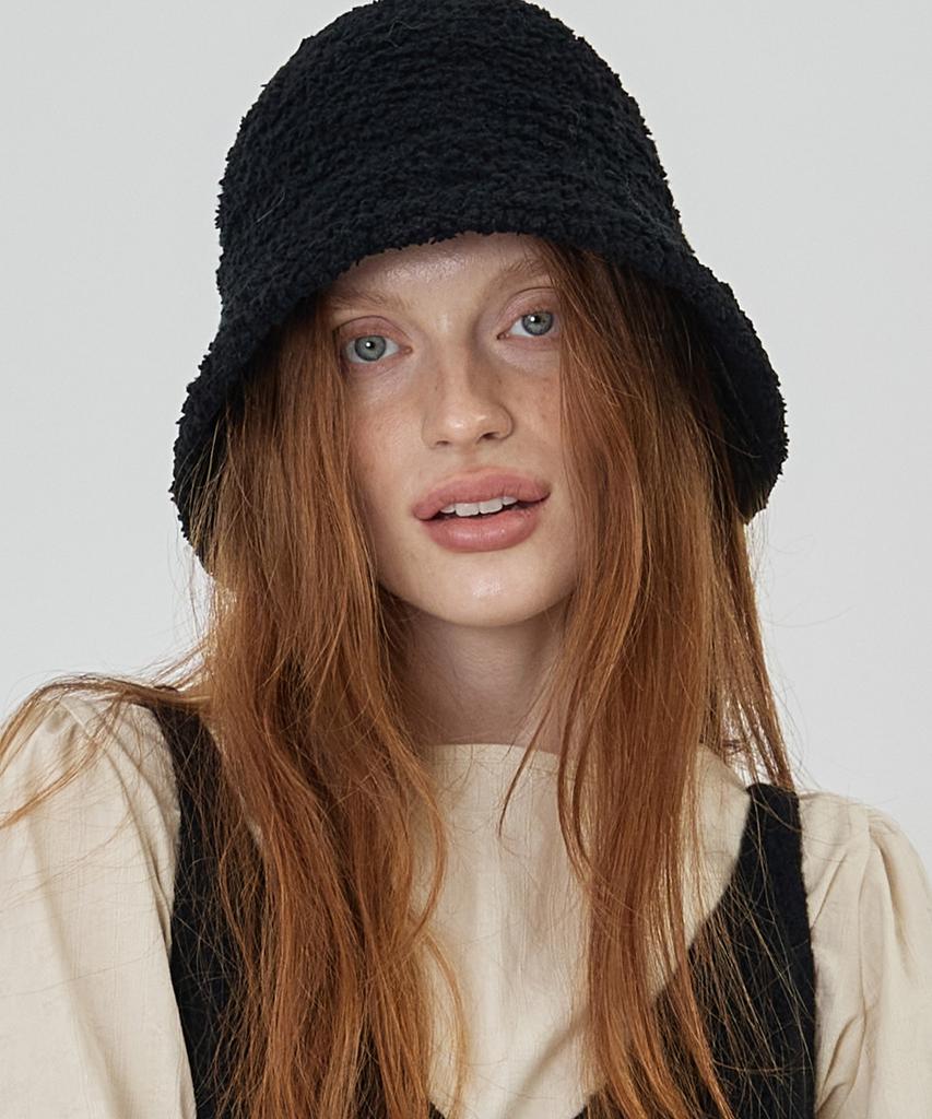 THE-ABON Boucle Over Bucket Hat Black