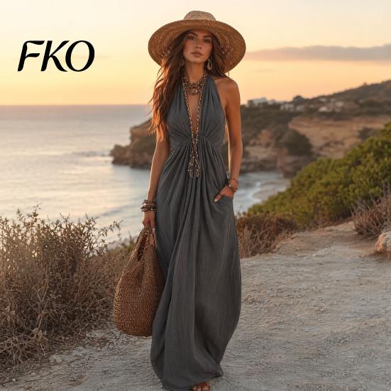 Slimming Long Skirt Dress Women Halter Neck Pleated Maxi Dress, Deep V Sleeveless Drapey Beach Vacation Sundress, Summer Flowy with Pockets