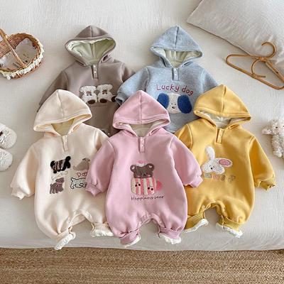 Winter 2025 Baby Fleece Cartoon Strampler - Niedlicher gestickter Hase Neugeborenen Overall