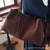 Retro matte bag women's large capacity 2025 new fashion fashion fashion simple shoulder bag commuter tote bag