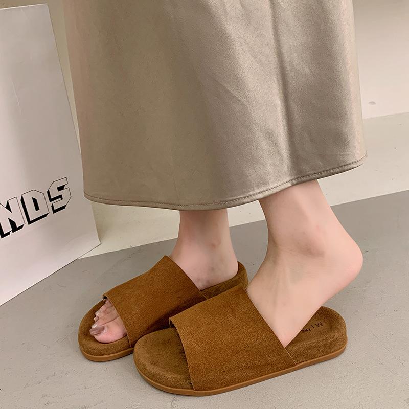2025 Summer New Thick-soled Outer Wear One-pedal Retro Matte Cool Slippers Casual Beach One-word Slippers Women