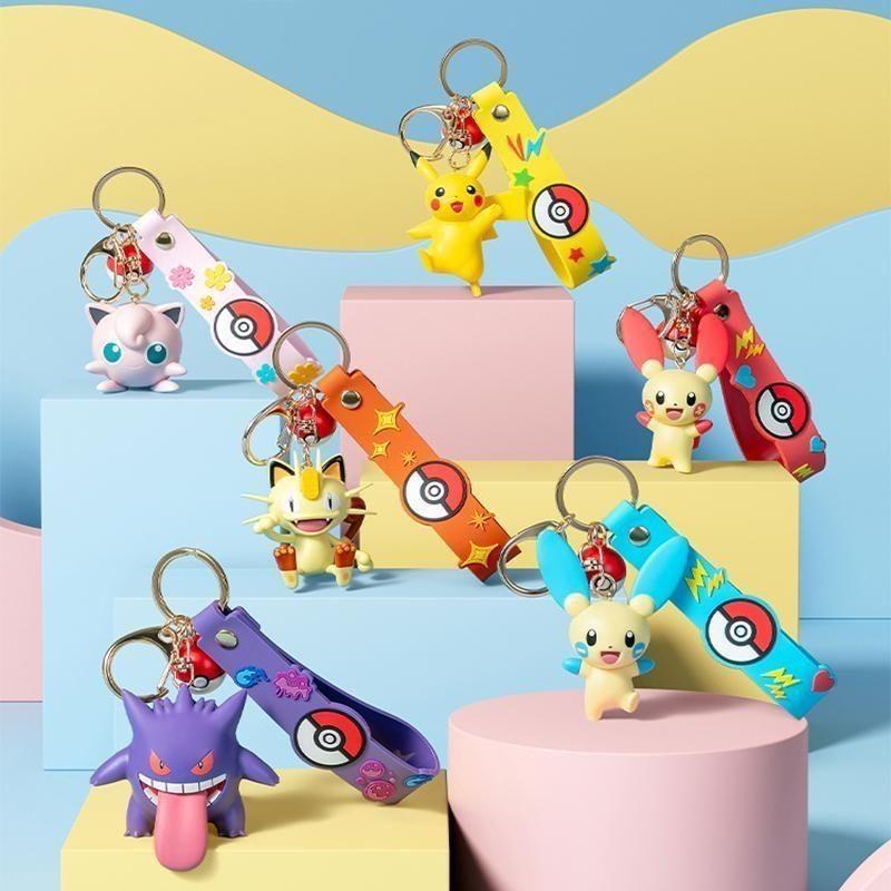 Anime  Cute Keychain Gengar Meowth Cubone Mimikyu Snorlax Action Figures Pendant Bag Charm Orna Gifts ments Collect