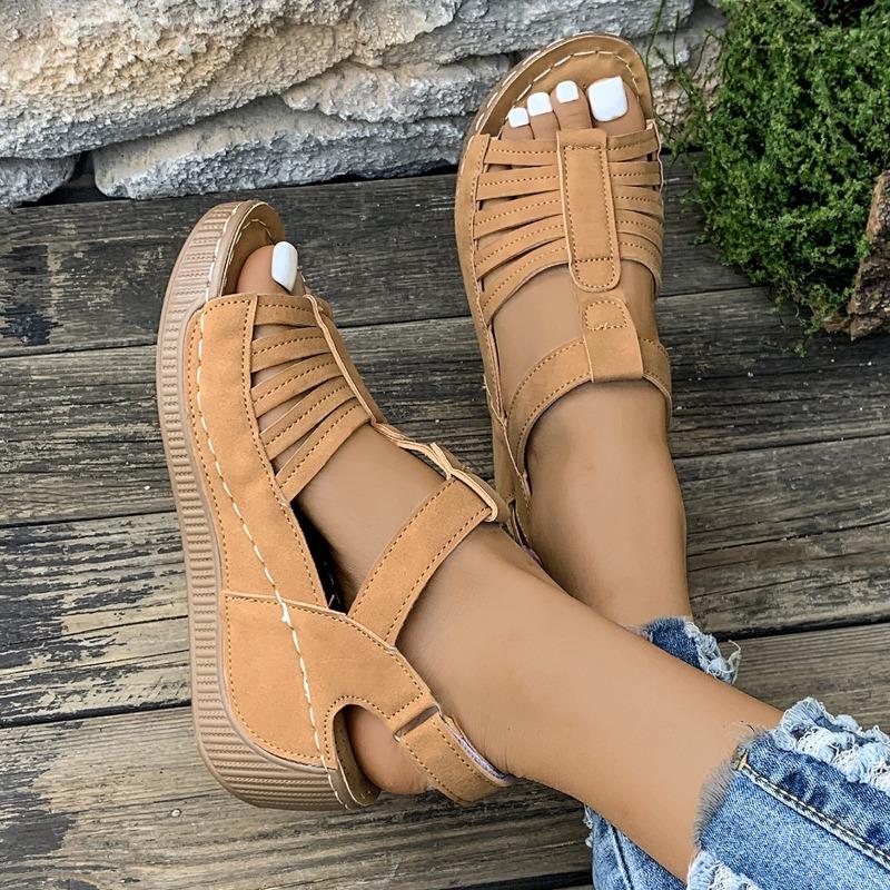 Large size retro hollow sandals women's summer new car line hole shoes thick sole round head wedge heel women's sandals
