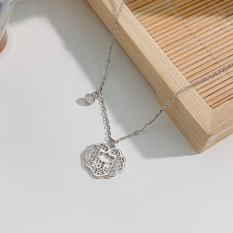 

Маленький кулон с иероглифом «Чжун Фу», тыква, ожерелье с замком удачи и безопасности, простое и универсальное украшение на ключицу